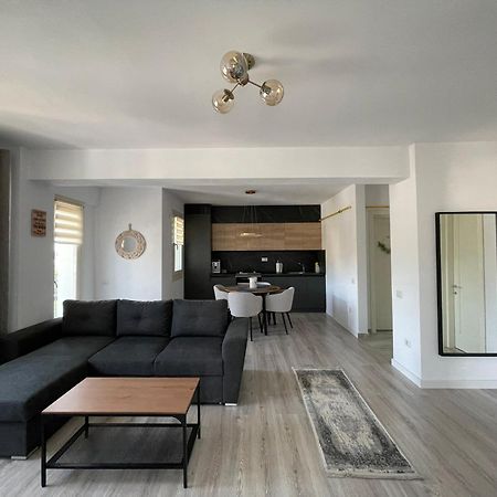 Apartament - Housing21 กูรา ฮูมอรูลุย ภายนอก รูปภาพ