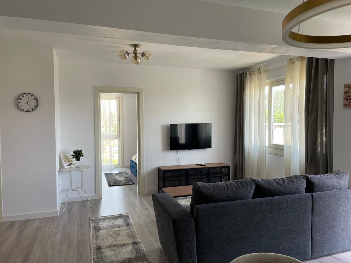 Apartament - Housing21 กูรา ฮูมอรูลุย ภายนอก รูปภาพ